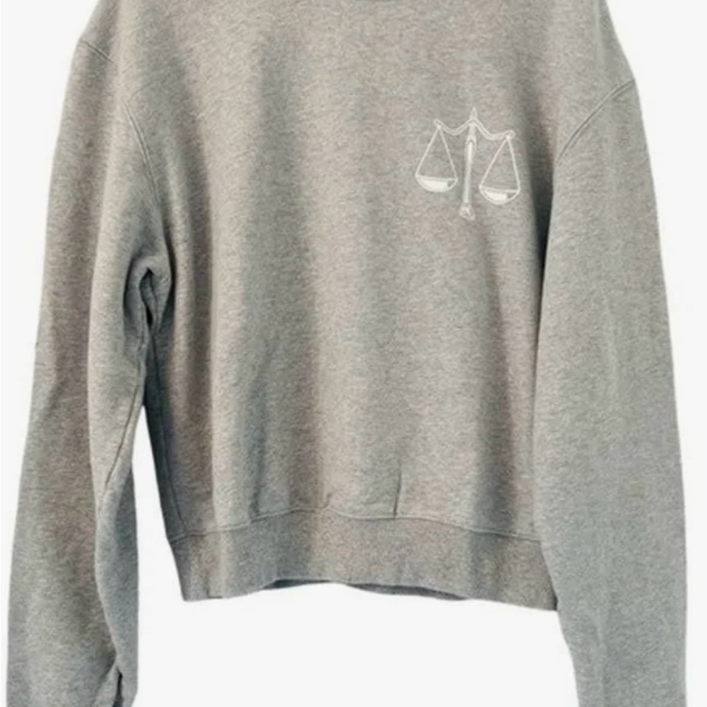 Good American Zodiac boyfriend sweatshirt Libra - Picture 4 of 5